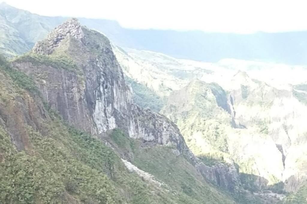 Chalet Les Azalees Le Tampon Zewnętrze zdjęcie